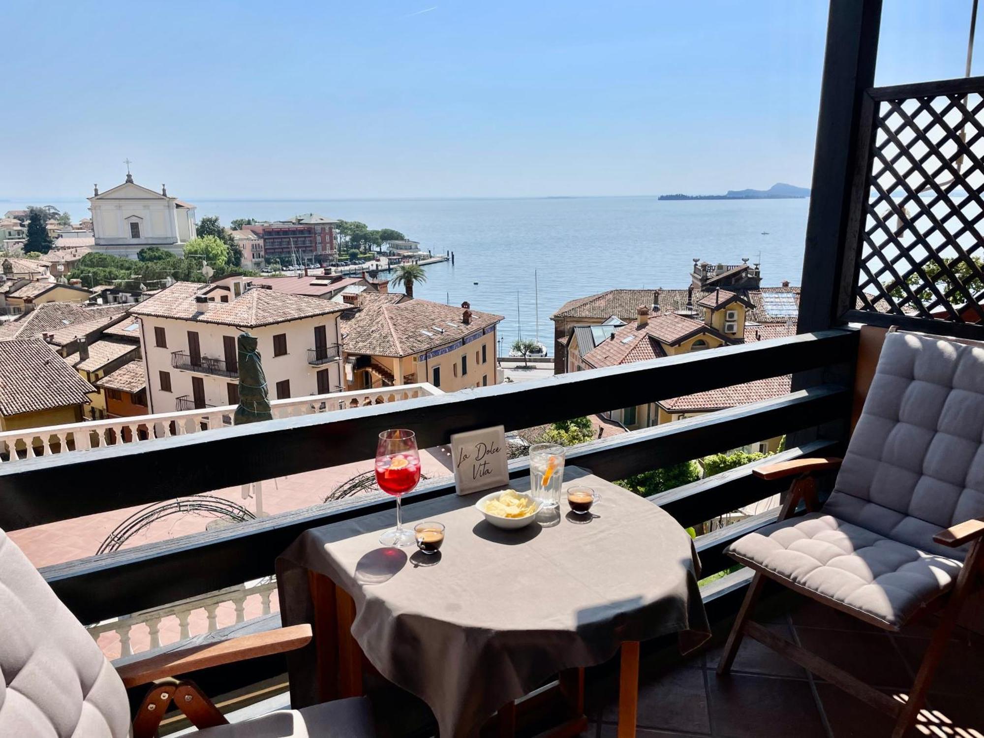 Casa Dolce Vita, Seeblick Тосколано Мадерно Екстериор снимка